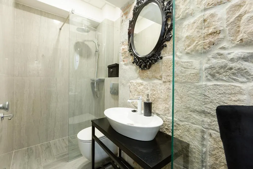 Guest house Avangarde Luxury Rooms Split